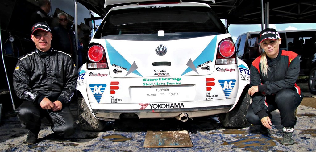 De fleste af konkurrenterne så kun bagenden af Jan Petersen og Jeannette Kvick’s VW Polo S2000 på Nysum Banen
(Foto: Allan Post)